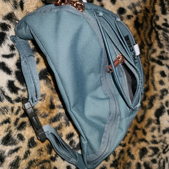 The North Face Fanny - Picture 4 of 11